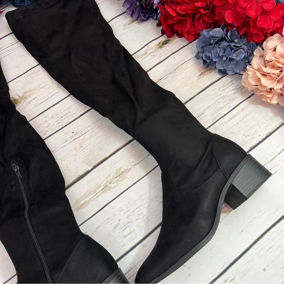 Black Over-the-Knee Faux Suede Heeled Boot - Picture 9 of 16